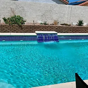 Amazing Heated Pool And Private Hot Tub 3br In Heart Of Lv Las Vegas